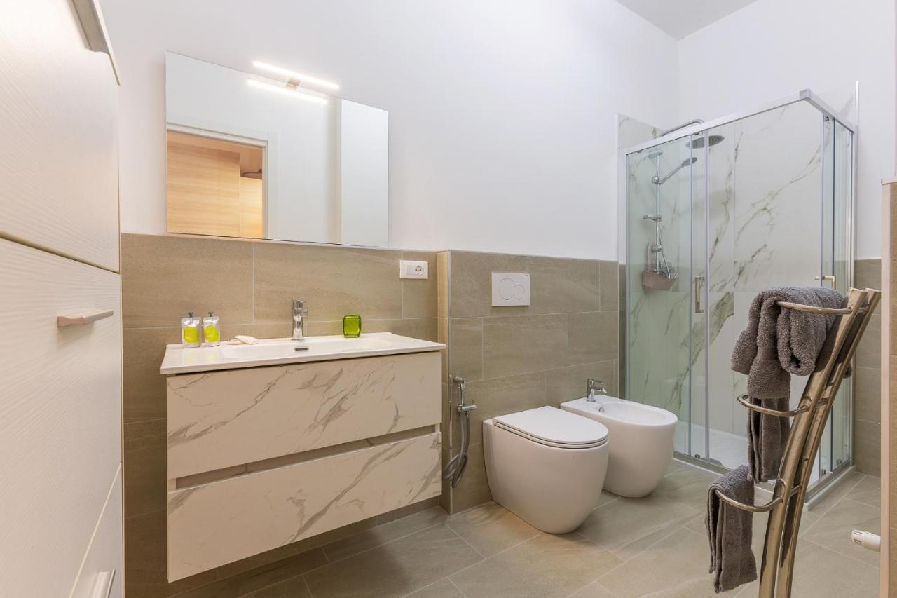 San Donato Fiere Essential Apartment W/Parking Bologna Exterior foto