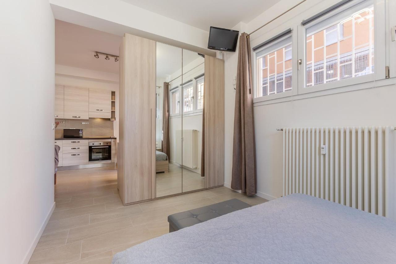 San Donato Fiere Essential Apartment W/Parking Bologna Exterior foto